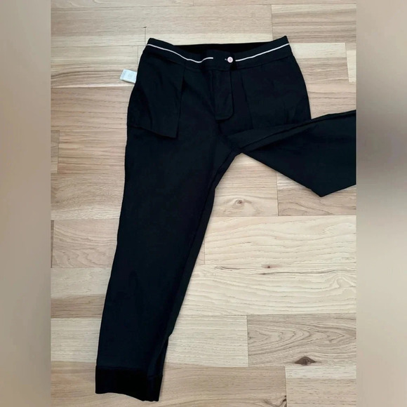 Boden Classic Tapered leg Velvet Pants in black size 10R ankle length - Picture 11 of 14